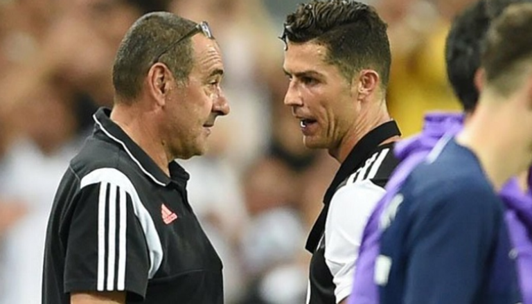 كريستيانو رونالدو وصيف هداف الدوري الإيطالي مع مدربه ماوريسيو ساري