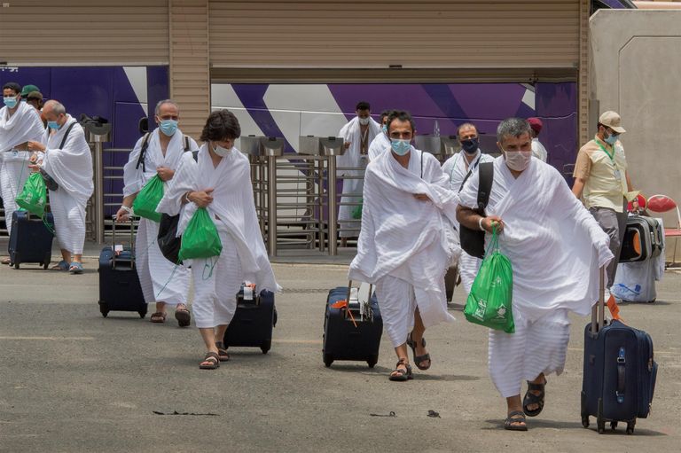 من السنّة أن ينزل الحاج بنمرة