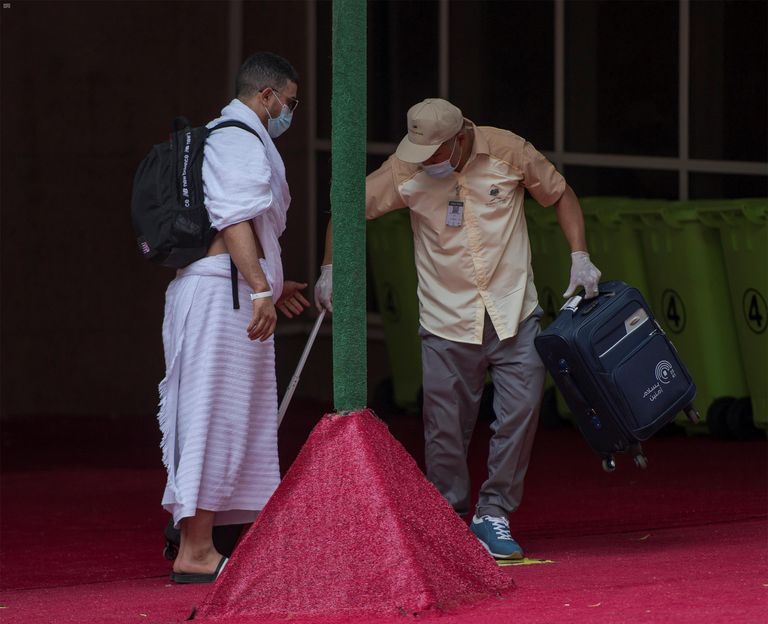 جبل الرحمة أشهر مكان في مشعر عرفات بعد مسجد نمرة