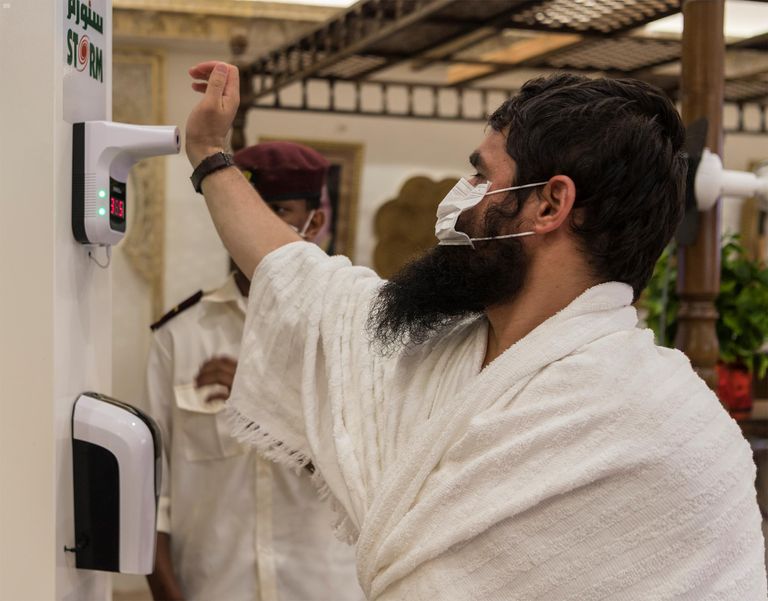 الحجاج يمكثون في مزدلفة حتى صباح اليوم التالي