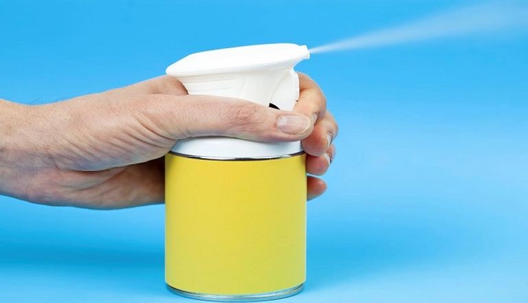 في حال وجود دماء على الأرض يجب تنظيفها بماء وكلور - أرشيفية