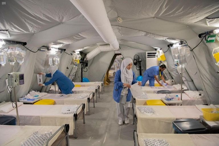 السعودية تجند الكوادر الطبية