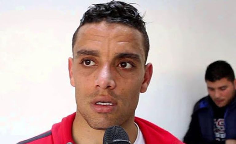 غازي عبدالرزاق لاعب الإفريقي التونسي عبد الرحمن مزيان لاعب الترجي التونسي