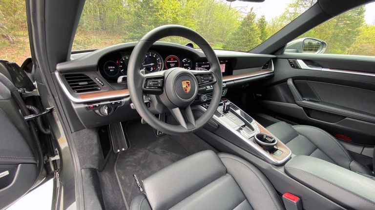 طراز Porsche 911 Carrera 4  طراز Porsche 911 Carrera 4