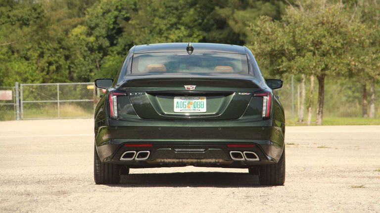 طراز كاديلاك CT5-V طراز كاديلاك CT5-V