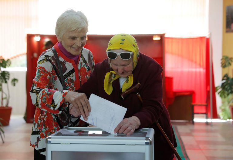 سفيتلانا تيكانوفسكايا في تجمع انتخابي