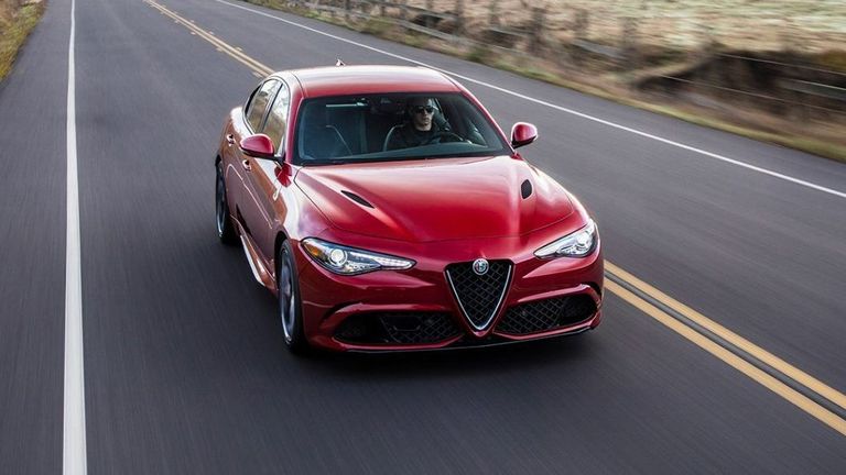 ألفا روميو Giulia Quadrifoglio 2020