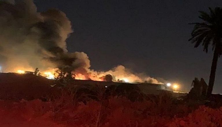 النيران مشتعلة في صالة مطار مصراتة الليبي