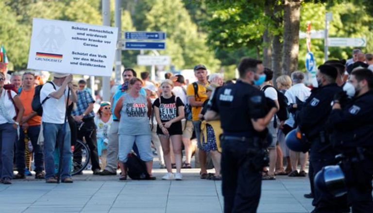 جانب من المظاهرات ضد قيود كورونا في ألمانيا
