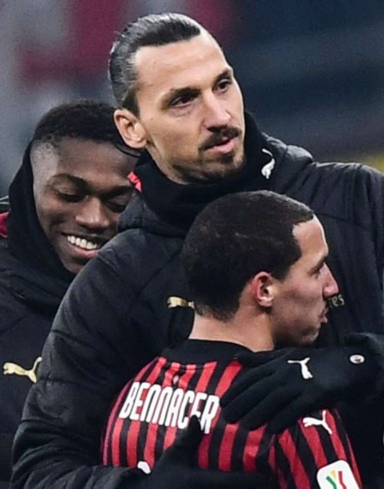 إسماعيل بن ناصر لاعب وسط ميلان