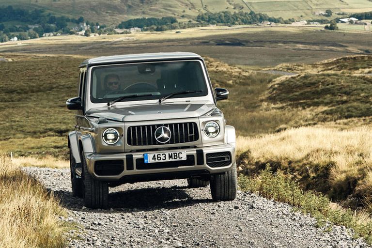 أستون مارتن DBS Superleggera