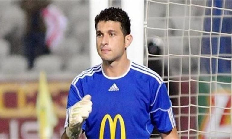 الهاني سليمان حارس مرمى سموحة الاتحاد المصري لكرة القدم