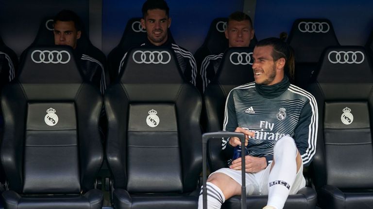 جاريث بيل نجم ريال مدريد زين الدين زيدان مدرب ريال مدريد