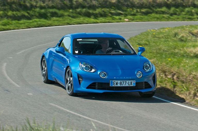 طراز Alpine A110 طراز Alfa Romeo Giulietta