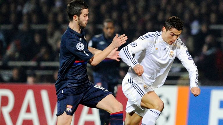 كريستيانو رونالدو بقميص ريال مدريد أمام ليون عام 2010 كريستيانو رونالدو نجم يوفنتوس