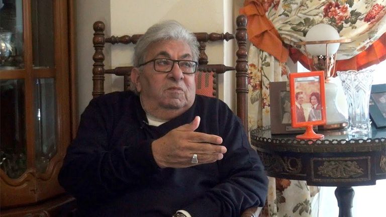 الفنان المصري فاروق فلوكس