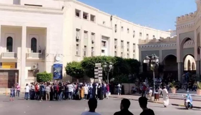 احتجاجات شعبية بطرابلس والزاوية الليبيتين