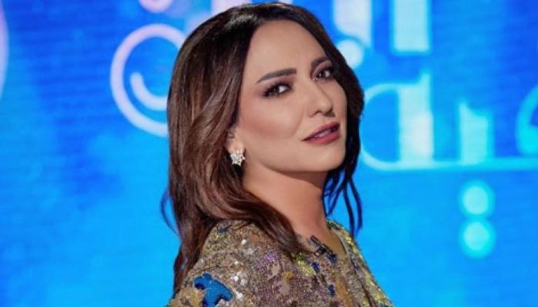 الفنانة أمل عرفة