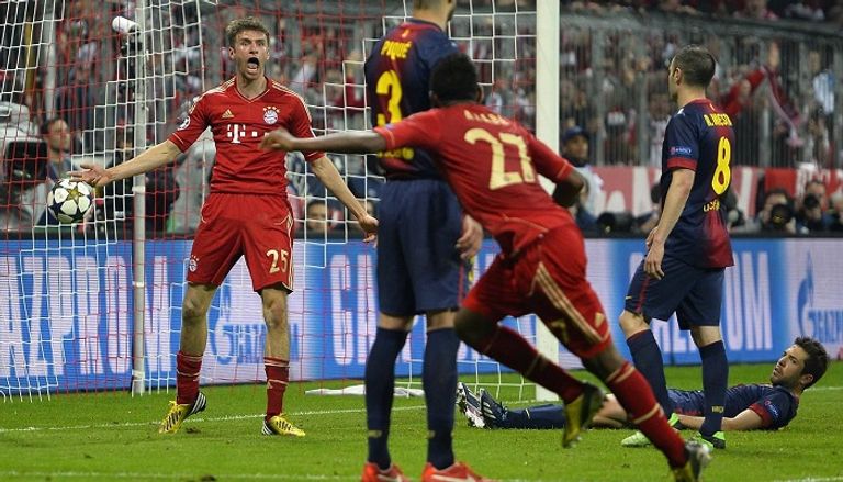 هدف الألماني توماس مولر في مرمى برشلونة عام 2013