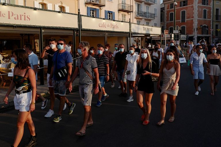 برج إيفل في العاصمة الفرنسية باريس