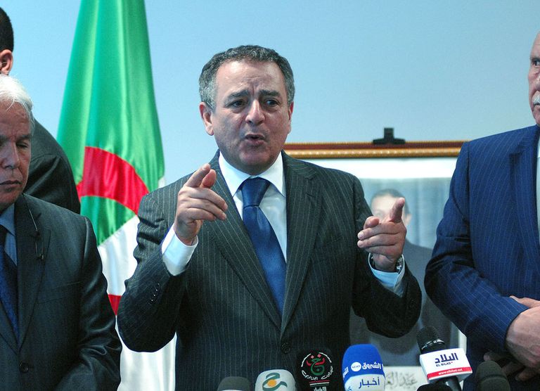 وزير الصناعة والمناجم الجزائري الأسبق الهارب والمتهم في قضايا فساد