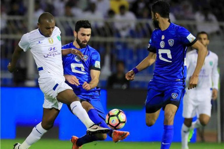عمر خربين لاعب الهلال من مواجهة سابقة ضد الفتح مايكون لاعب النصر جاهز للمشاركة في الدوري السعودي