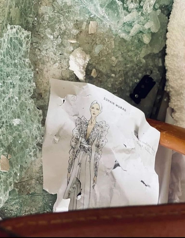 الدمار الذي لحق بدار أزياء المصمم زهير مراد