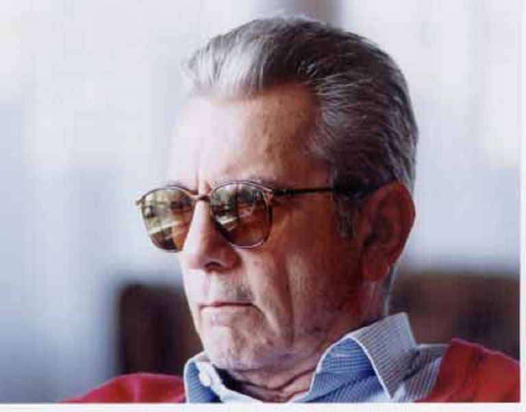 صالح سليم الرئيس التاريخي للنادي الأهلي استاد الأهلي الجديد