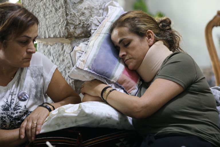 الحزن يعتصر قلوب عائلات ضحايا انفجار بيروت