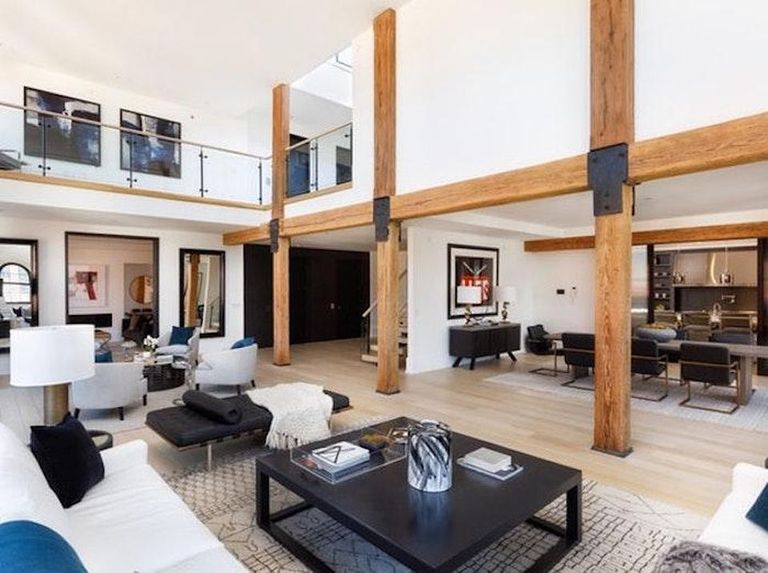 لويس هاميلتون سائق مرسيدس