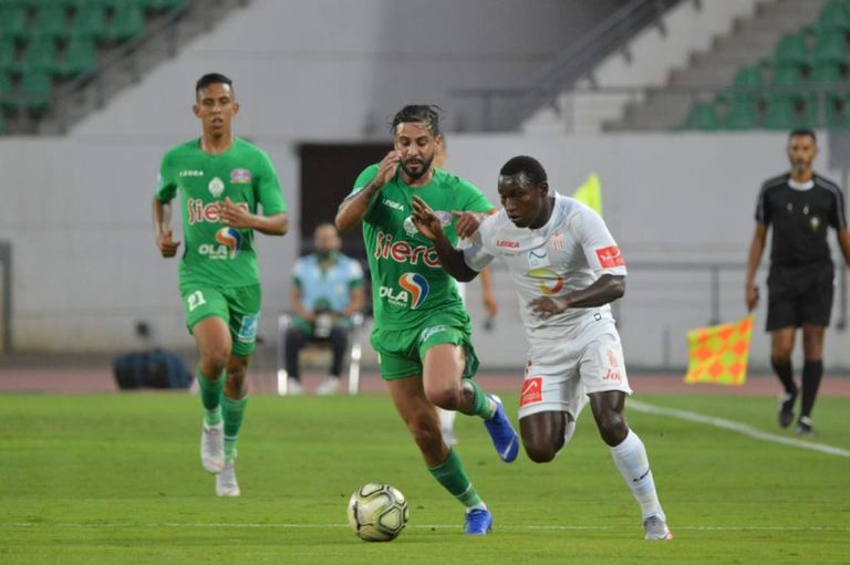  من مواجهة الرجاء وحسنية أغادير في الدوري المغربي