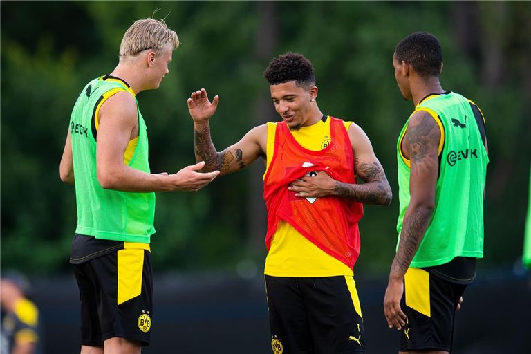 هالاند وجادون سانشو وموكوكو في تدريبات بروسيا دورتموند