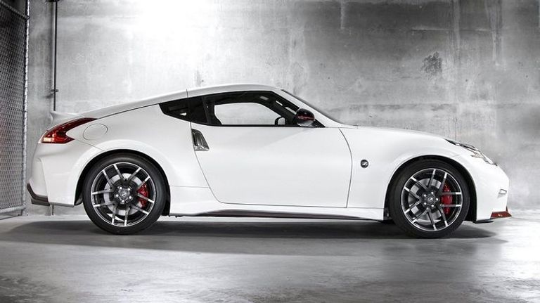 نسخة عام 2020 من طراز نيسان Nissan 370z Coupe  طراز نيسان GT-R NISMO