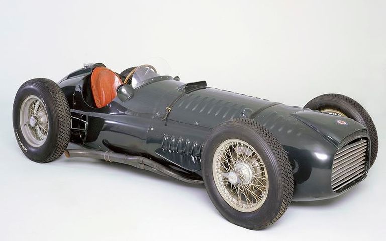 أول طراز يطرح بمحرك V16 أول طراز يطرح بمحرك flat-12