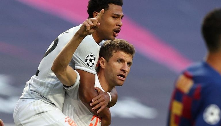 توماس مولر قاد بايرن ميونيخ لسحق برشلونة في دوري أبطال أوروبا