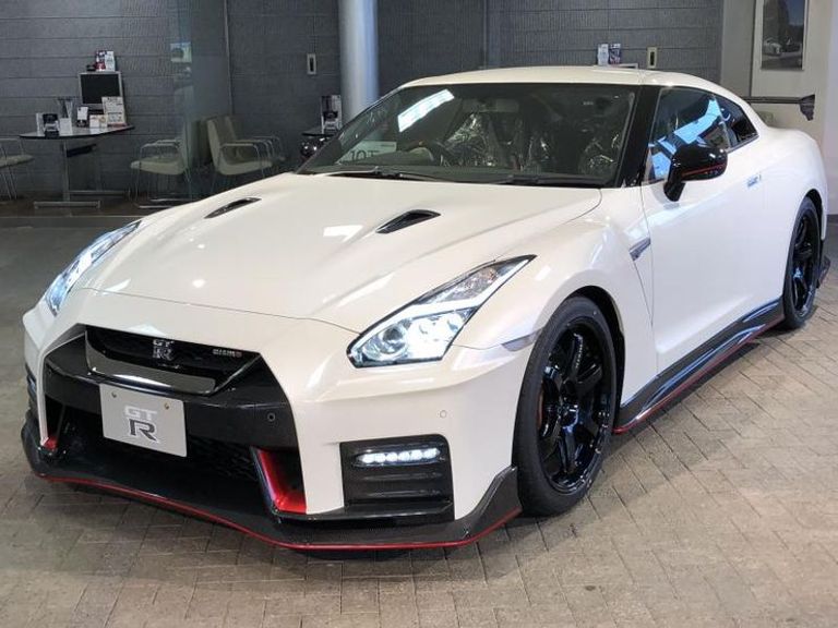 Nissan gt r 2018