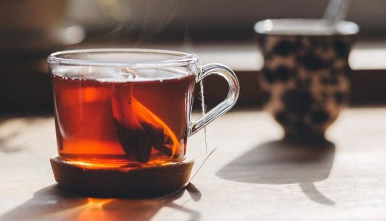 شرب الشاي مع الوجبات يمنع امتصاص الحديد