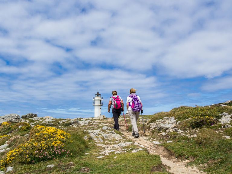 التجول بين المناطق السياحية الطبيعية 8 قواعد للسفر الواعي
