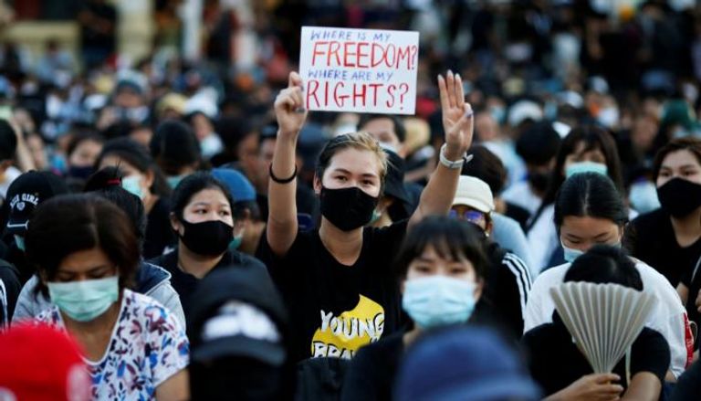مظاهرة حاشدة في تايلاند تطالب بإصلاحات - رويترز