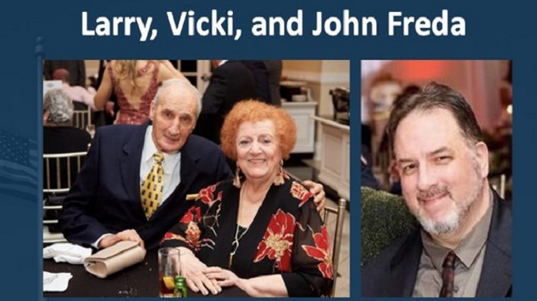 الزوجان معا حتى النهاية.. والابن في الإطار على اليمين صورة تجمع الزوج والزوجة الذين توفيا معا بسبب كورونا