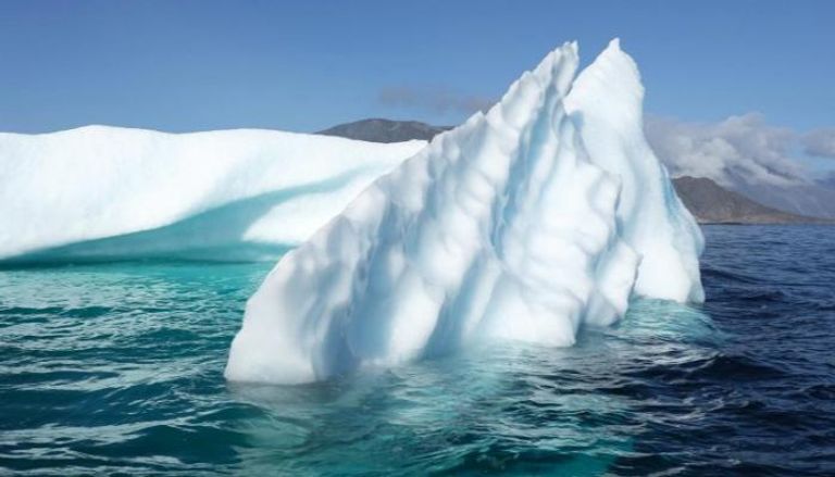 تسارع ذوبان جليد جرينلاند يهدد البشرية