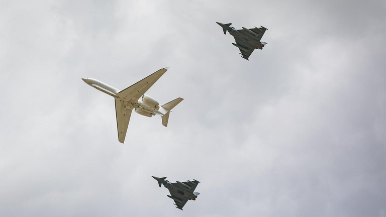 جانب من الطلعات الجوية في التمرين