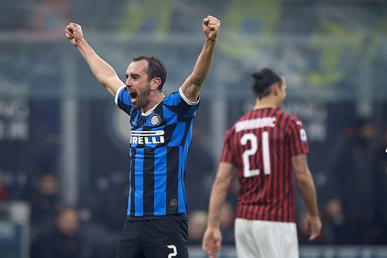 دييجو جودين يحتفل بريمونتادا إنتر ميلان أمام الغريم ميلان كونتي المتحمس ولوكاكو