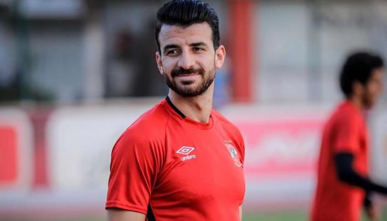 محمود متولي - لاعب الأهلي المصري
