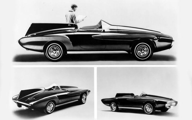 موديل "بليموث XNR" طراز