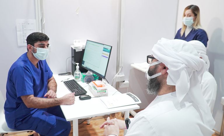 الإماراتي أحمد محمد الشيباني يشارك في تجارب لقاح كورونا