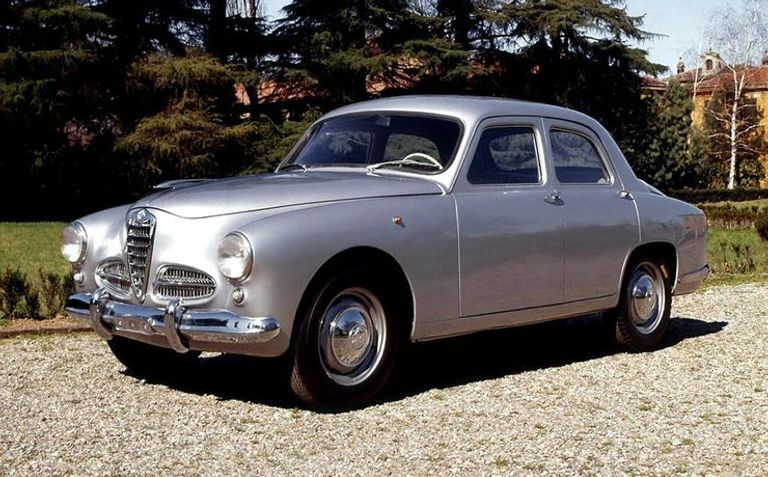 ألفا روميو 1900 طراز ألفا روميو 33 Stradale