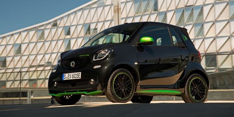 طراز Smart EQ Fortwo طراز Scottish Aviation Scamp الكهربائي