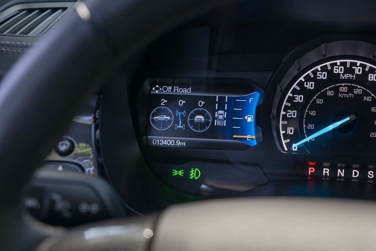  الشاحنة فورد 