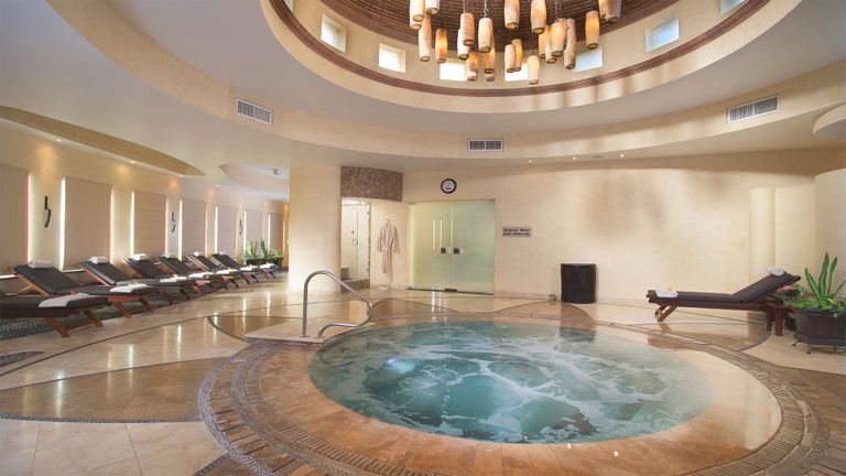 المنتجعات الصحية تستعد لإعادة فتح أبوابها